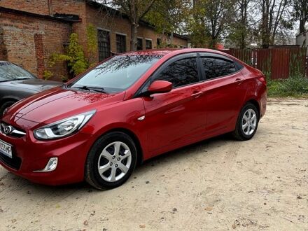 Красный Хендай Акцент, объемом двигателя 1.6 л и пробегом 211 тыс. км за 6500 $, фото 1 на Automoto.ua