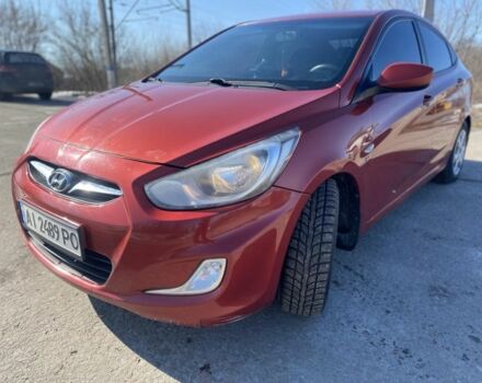 Червоний Хендай Акцент, об'ємом двигуна 1.6 л та пробігом 249 тис. км за 6200 $, фото 1 на Automoto.ua