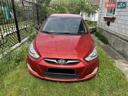 Хендай Акцент 2012 в Василькове на Automoto.ua Красный Хендай Акцент, объемом двигателя 1.4 л и пробегом 229 тыс. км за 6500 $, фото 1 на Automoto.ua