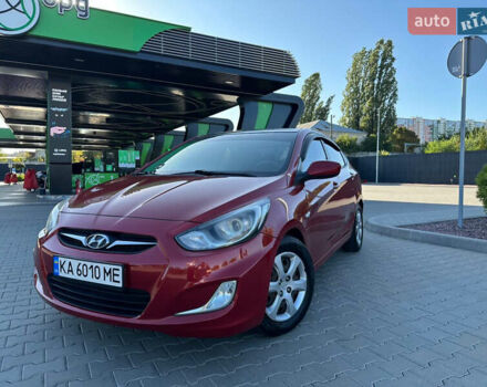 Червоний Хендай Акцент, об'ємом двигуна 1.4 л та пробігом 250 тис. км за 6800 $, фото 1 на Automoto.ua