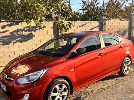 Красный Хендай Акцент, объемом двигателя 1.4 л и пробегом 197 тыс. км за 7600 $, фото 1 на Automoto.ua