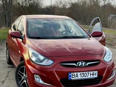 Хендай Акцент 2013 в Желтых Водах на Automoto.ua Красный Хендай Акцент, объемом двигателя 1.4 л и пробегом 76 тыс. км за 9500 $, фото 1 на Automoto.ua