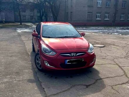 Хендай Акцент 2013 в Запорожье на Automoto.ua Красный Хендай Акцент, объемом двигателя 14 л и пробегом 133 тыс. км за 8300 $, фото 1 на Automoto.ua