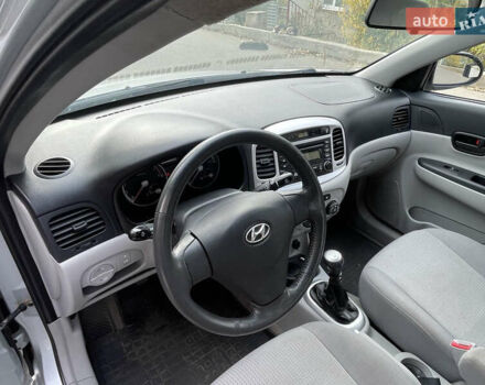 Хендай Акцент, объемом двигателя 1.6 л и пробегом 130 тыс. км за 4600 $, фото 7 на Automoto.ua