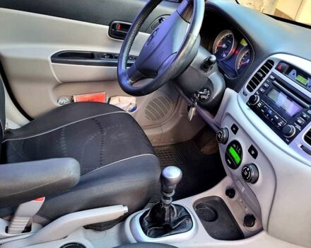 Хендай Акцент, объемом двигателя 1.6 л и пробегом 124 тыс. км за 6500 $, фото 4 на Automoto.ua