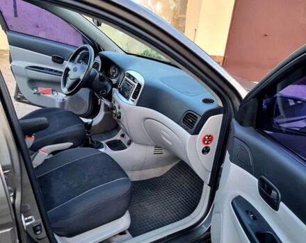 Хендай Акцент, объемом двигателя 1.6 л и пробегом 124 тыс. км за 6500 $, фото 2 на Automoto.ua