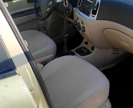 Хендай Акцент, объемом двигателя 1.6 л и пробегом 152 тыс. км за 4600 $, фото 5 на Automoto.ua