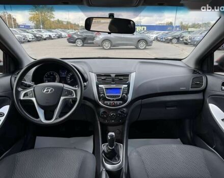 Хендай Акцент 2011 в Днепре (Днепропетровске) на Automoto.ua Хендай Акцент, объемом двигателя 1.6 л и пробегом 178 тыс. км за 7700 $, фото 16 на Automoto.ua