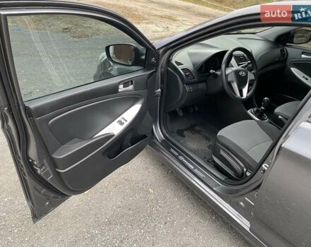 Хендай Акцент, объемом двигателя 1.4 л и пробегом 189 тыс. км за 6100 $, фото 13 на Automoto.ua