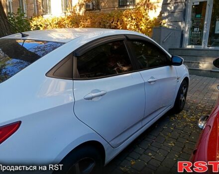 Хендай Акцент 2013 в Одессе на Automoto.ua Хендай Акцент, объемом двигателя 1.6 л и пробегом 38 тыс. км за 10000 $, фото 2 на Automoto.ua