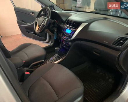 Хендай Акцент, объемом двигателя 1.4 л и пробегом 160 тыс. км за 9000 $, фото 16 на Automoto.ua