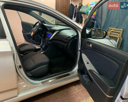 Хендай Акцент, объемом двигателя 1.4 л и пробегом 160 тыс. км за 9000 $, фото 18 на Automoto.ua