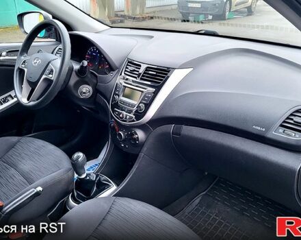 Хендай Акцент, объемом двигателя 1.4 л и пробегом 97 тыс. км за 9500 $, фото 12 на Automoto.ua