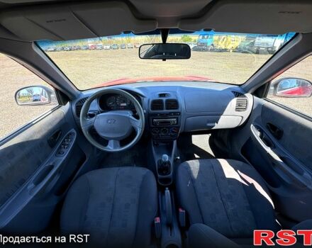 Хендай Акцент, объемом двигателя 1.6 л и пробегом 210 тыс. км за 1700 $, фото 4 на Automoto.ua