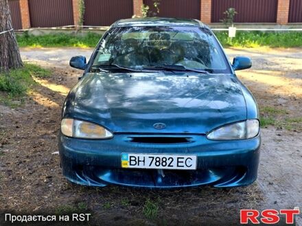 Хендай Акцент 1995 у Василькове на Automoto.ua Хендай Акцент, об'ємом двигуна 1.4 л та пробігом 200 тис. км за 450 $, фото 1 на Automoto.ua