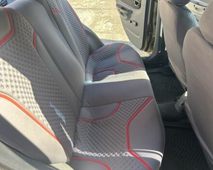 Жовтий Хендай Акцент, об'ємом двигуна 1.3 л та пробігом 380 тис. км за 1750 $, фото 4 на Automoto.ua