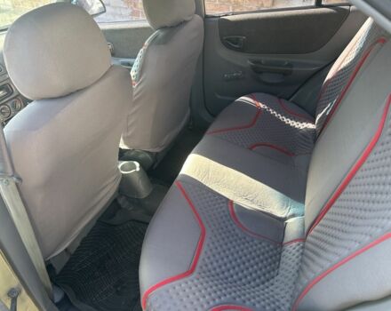 Жовтий Хендай Акцент, об'ємом двигуна 1.3 л та пробігом 380 тис. км за 1750 $, фото 5 на Automoto.ua