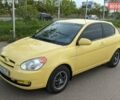 Жовтий Хендай Акцент, об'ємом двигуна 1.6 л та пробігом 149 тис. км за 4700 $, фото 3 на Automoto.ua