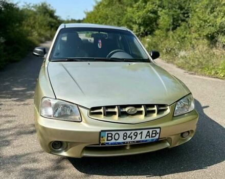 Желтый Хендай Акцент, объемом двигателя 1.34 л и пробегом 300 тыс. км за 2900 $, фото 4 на Automoto.ua