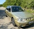 Желтый Хендай Акцент, объемом двигателя 1.34 л и пробегом 300 тыс. км за 2900 $, фото 3 на Automoto.ua