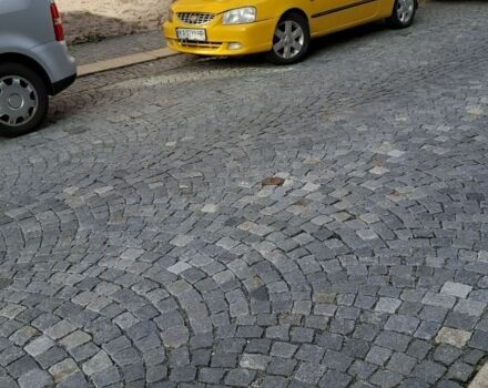 Жовтий Хендай Акцент, об'ємом двигуна 1.5 л та пробігом 355 тис. км за 1548 $, фото 1 на Automoto.ua