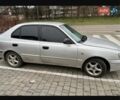 Серый Хендай Акцент, объемом двигателя 1.3 л и пробегом 180 тыс. км за 2150 $, фото 6 на Automoto.ua