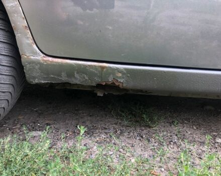 Серый Хендай Акцент, объемом двигателя 1.3 л и пробегом 280 тыс. км за 1100 $, фото 4 на Automoto.ua