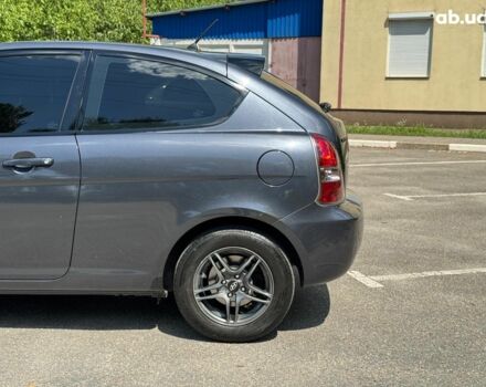 Сірий Хендай Акцент, об'ємом двигуна 1.6 л та пробігом 159 тис. км за 5990 $, фото 9 на Automoto.ua