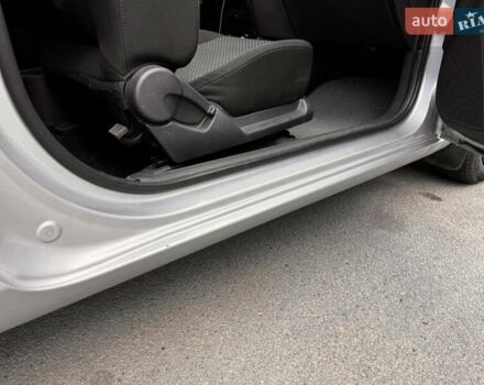 Сірий Хендай Акцент, об'ємом двигуна 1.4 л та пробігом 186 тис. км за 4000 $, фото 7 на Automoto.ua