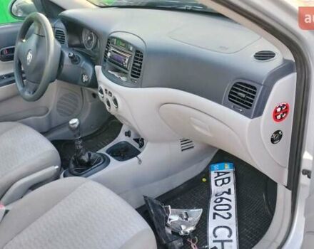 Серый Хендай Акцент, объемом двигателя 1.4 л и пробегом 162 тыс. км за 2200 $, фото 7 на Automoto.ua