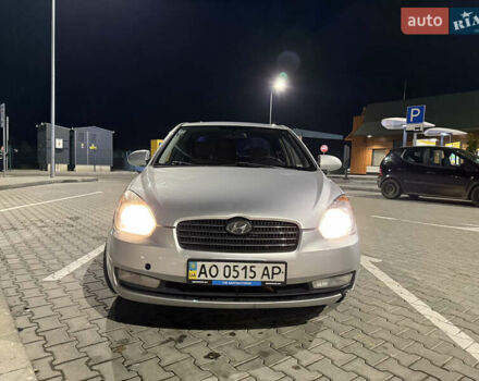 Серый Хендай Акцент, объемом двигателя 1.49 л и пробегом 280 тыс. км за 3800 $, фото 1 на Automoto.ua