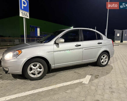 Серый Хендай Акцент, объемом двигателя 1.49 л и пробегом 280 тыс. км за 3800 $, фото 7 на Automoto.ua