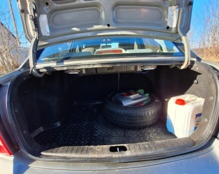 Серый Хендай Акцент, объемом двигателя 1.4 л и пробегом 261 тыс. км за 4600 $, фото 4 на Automoto.ua