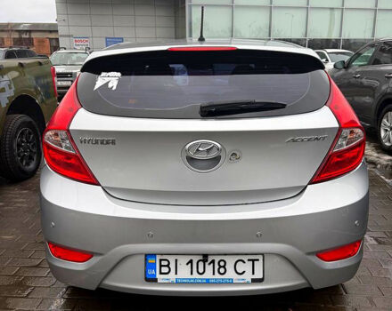 Серый Хендай Акцент, объемом двигателя 1.4 л и пробегом 115 тыс. км за 8800 $, фото 2 на Automoto.ua