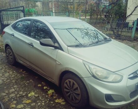 Серый Хендай Акцент, объемом двигателя 1.4 л и пробегом 173 тыс. км за 6500 $, фото 2 на Automoto.ua