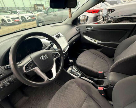 Серый Хендай Акцент, объемом двигателя 1.4 л и пробегом 115 тыс. км за 8800 $, фото 6 на Automoto.ua