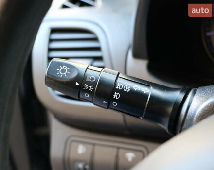 Хендай Акцент 2012 в Киеве на Automoto.ua Серый Хендай Акцент, объемом двигателя 1.4 л и пробегом 45 тыс. км за 6300 $, фото 24 на Automoto.ua