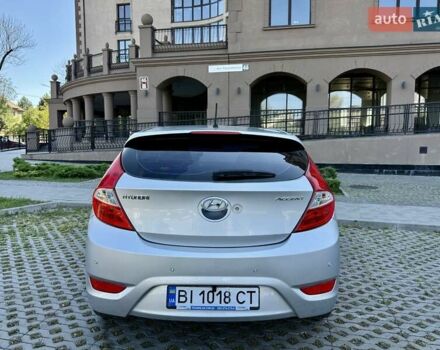 Сірий Хендай Акцент, об'ємом двигуна 1.4 л та пробігом 116 тис. км за 7700 $, фото 4 на Automoto.ua