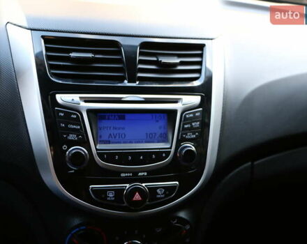 Хендай Акцент 2012 в Киеве на Automoto.ua Серый Хендай Акцент, объемом двигателя 1.4 л и пробегом 45 тыс. км за 6300 $, фото 22 на Automoto.ua