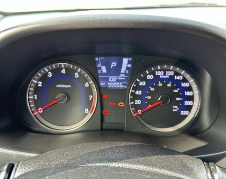 Серый Хендай Акцент, объемом двигателя 1.6 л и пробегом 99 тыс. км за 7600 $, фото 4 на Automoto.ua