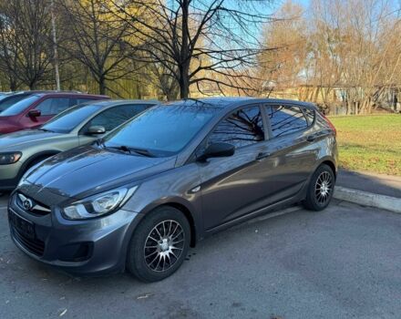 Сірий Хендай Акцент, об'ємом двигуна 1.4 л та пробігом 152 тис. км за 7700 $, фото 1 на Automoto.ua