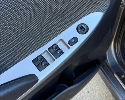 Сірий Хендай Акцент, об'ємом двигуна 1.4 л та пробігом 152 тис. км за 7700 $, фото 12 на Automoto.ua