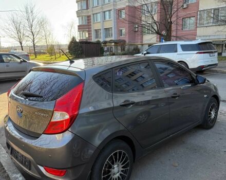 Сірий Хендай Акцент, об'ємом двигуна 1.4 л та пробігом 152 тис. км за 7700 $, фото 6 на Automoto.ua