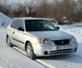 Сірий Хендай Акцент, об'ємом двигуна 1.3 л та пробігом 345 тис. км за 1300 $, фото 1 на Automoto.ua