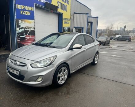 Серый Хендай Акцент, объемом двигателя 1.4 л и пробегом 300 тыс. км за 4700 $, фото 2 на Automoto.ua