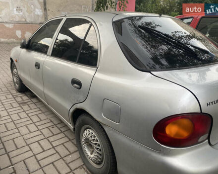 Сірий Хендай Акцент, об'ємом двигуна 1.3 л та пробігом 168 тис. км за 1200 $, фото 3 на Automoto.ua