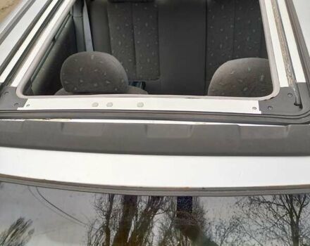 Сірий Хендай Акцент, об'ємом двигуна 1.3 л та пробігом 188 тис. км за 3000 $, фото 6 на Automoto.ua