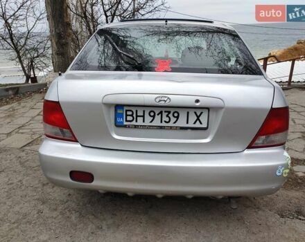Сірий Хендай Акцент, об'ємом двигуна 1.3 л та пробігом 188 тис. км за 3000 $, фото 7 на Automoto.ua