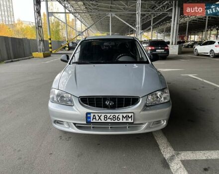 Сірий Хендай Акцент, об'ємом двигуна 1.49 л та пробігом 323 тис. км за 3599 $, фото 8 на Automoto.ua