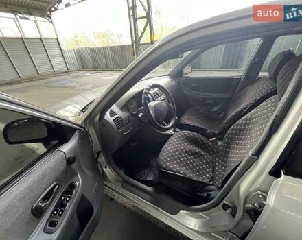 Сірий Хендай Акцент, об'ємом двигуна 1.49 л та пробігом 323 тис. км за 3599 $, фото 10 на Automoto.ua